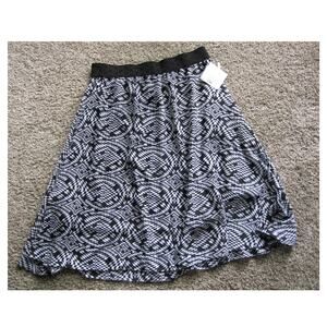 LuLaRoe Lola‎ Below Knee SKIRT WOMENS Plus size 2XL Black & White Elastic Waist